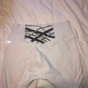 Women’s Small White Fabletics Leggings Slightly Cropped
